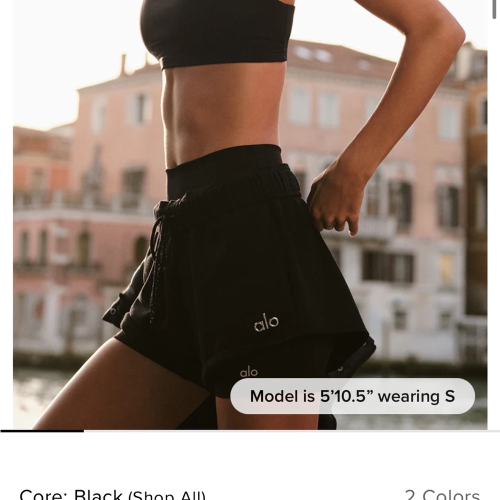 ALO Yoga Black Athletic Shorts Moisture-Wicking Mid-Thigh